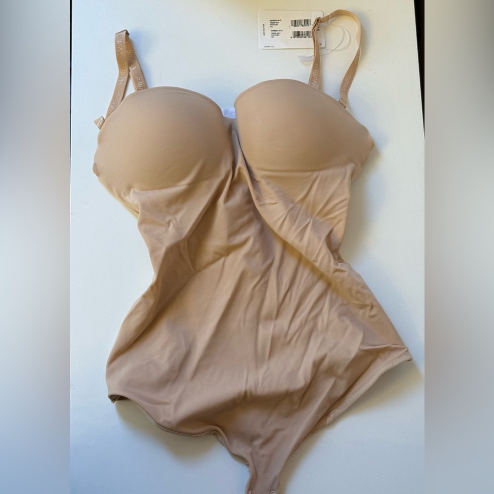 Wolford NWT Best Seller: Matt De Luxe String Bodysuit - Powder: M body & C-cup - Picture 8 of 11